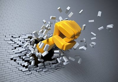 La crítica destructiva puede afectar la autoestima y la motivación si no se maneja correctamente.